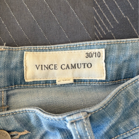 Vince Camuto Frayed Jeans - Picture 4 of 4
